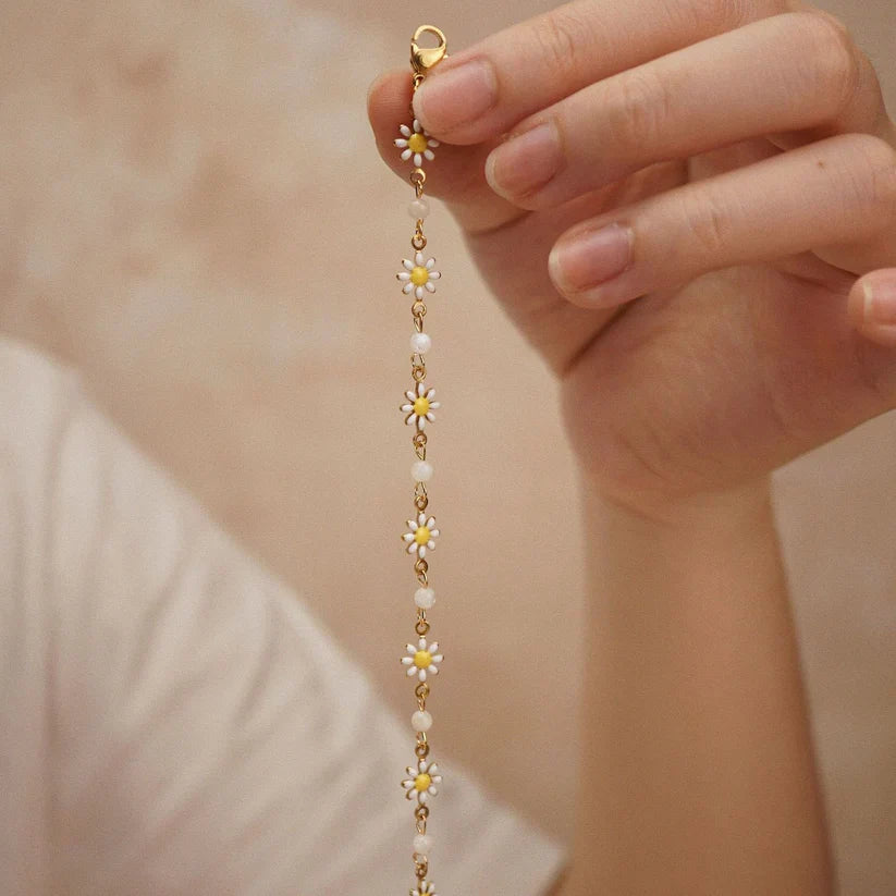Enamel Daisy Pearl Bracelet