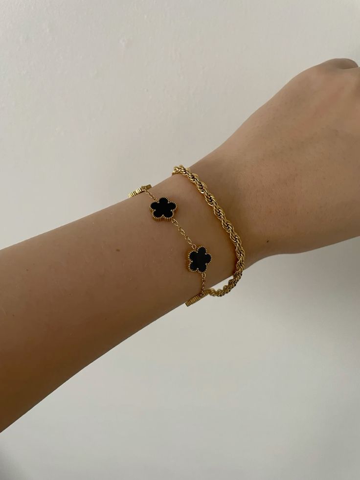 Luxury Gold Clover Charm Bracelet Set