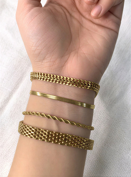 The Heritage Texture Gold Stack