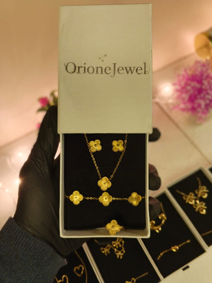 Eternal Bloom Clover Jewelry Set - Premium Gold Finish