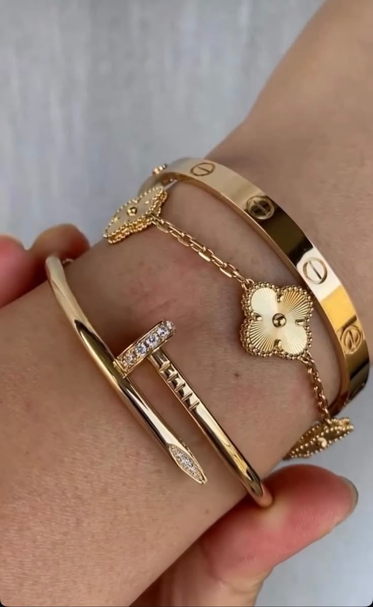 Luxury Gold Bracelet Set for Women – Clover Charm, Screw Bangle & Nail Cuff
