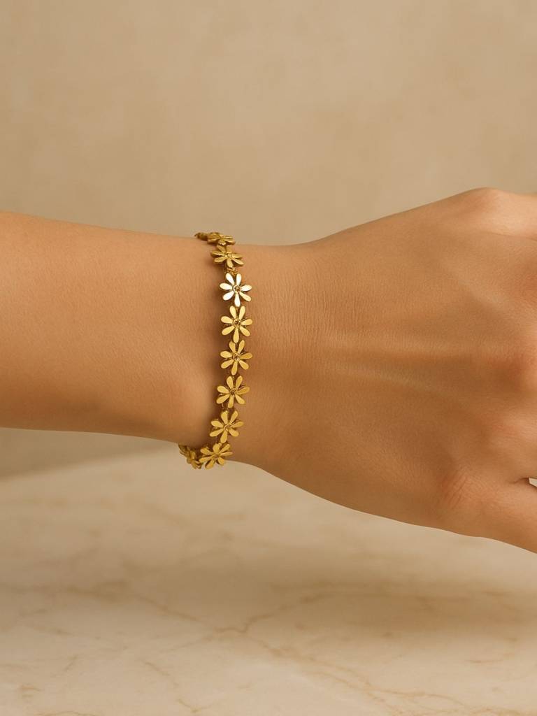 Elegant Gold Daisy Chain Hinged Bangle