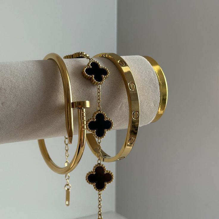 Cartier , Nail & Clover Bangle ( Set of 3 )