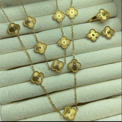 Eternal Bloom Clover Jewelry Set - Premium Gold Finish