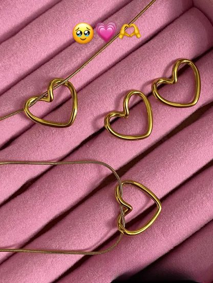 The Sculptural Heart Jewellery Set