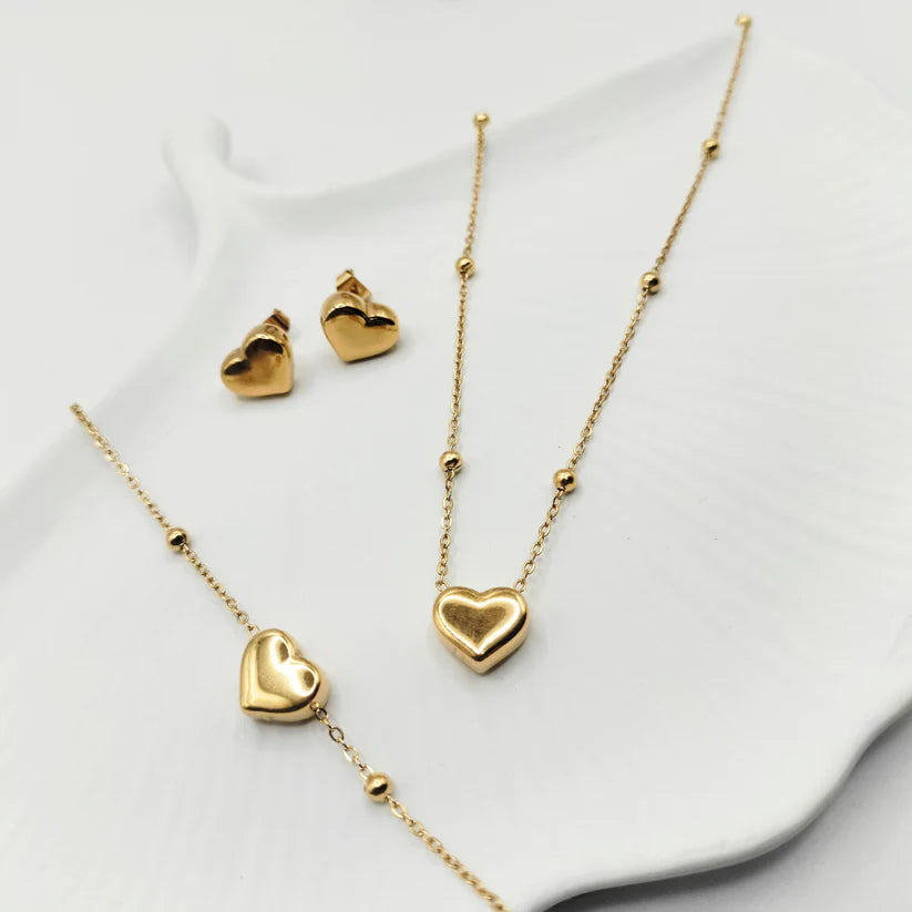 Elevate your everyday elegance with our Polished Heart Jewellery Set.