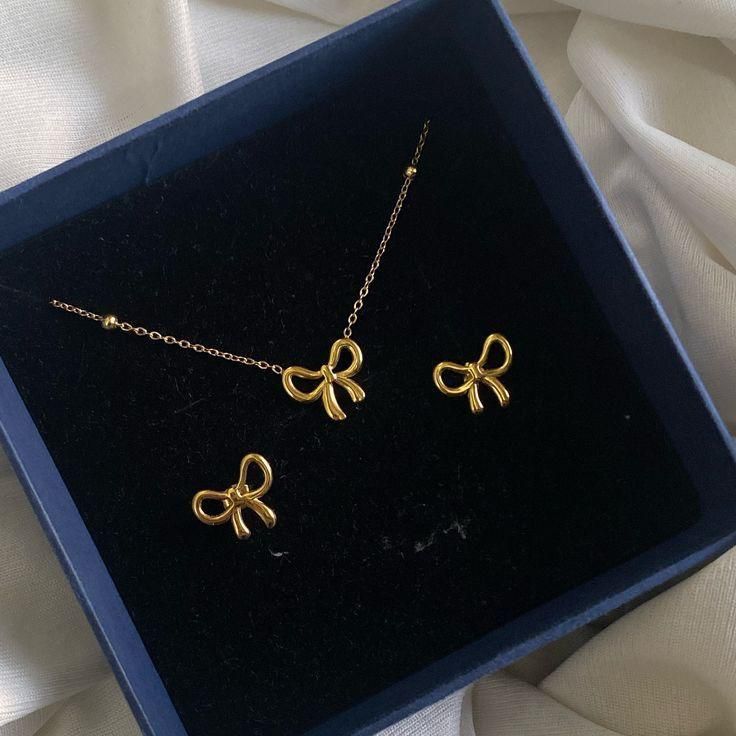 Dainty Ribbon Bow 3-Piece Set – Gold-Plated Stainless Steel