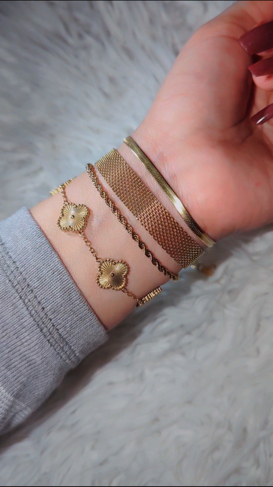 Gold Sunburst Clover 4-Piece Layered Set