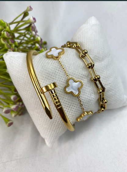 ✨ Elegant Black Clover 3-Piece Bracelet Set