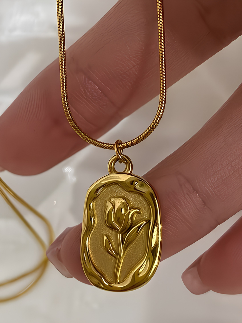 Vintage Oval Tulip Medallion Pendant Necklace