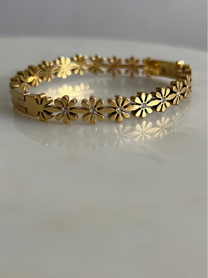 Elegant Gold Daisy Chain Hinged Bangle