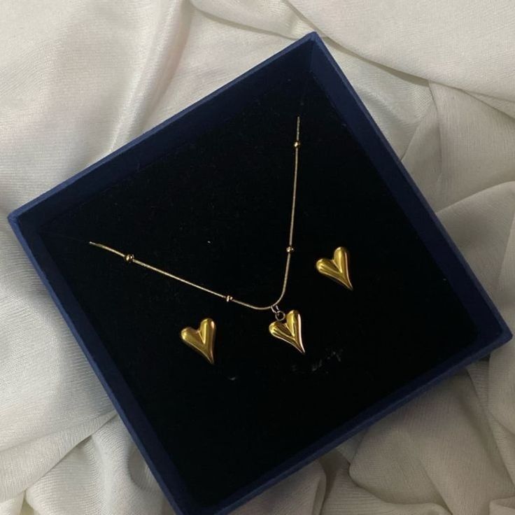 Golden Heartbeat Stainless Steel Full Jewelry Set  Necklace Bracelet & Earrings